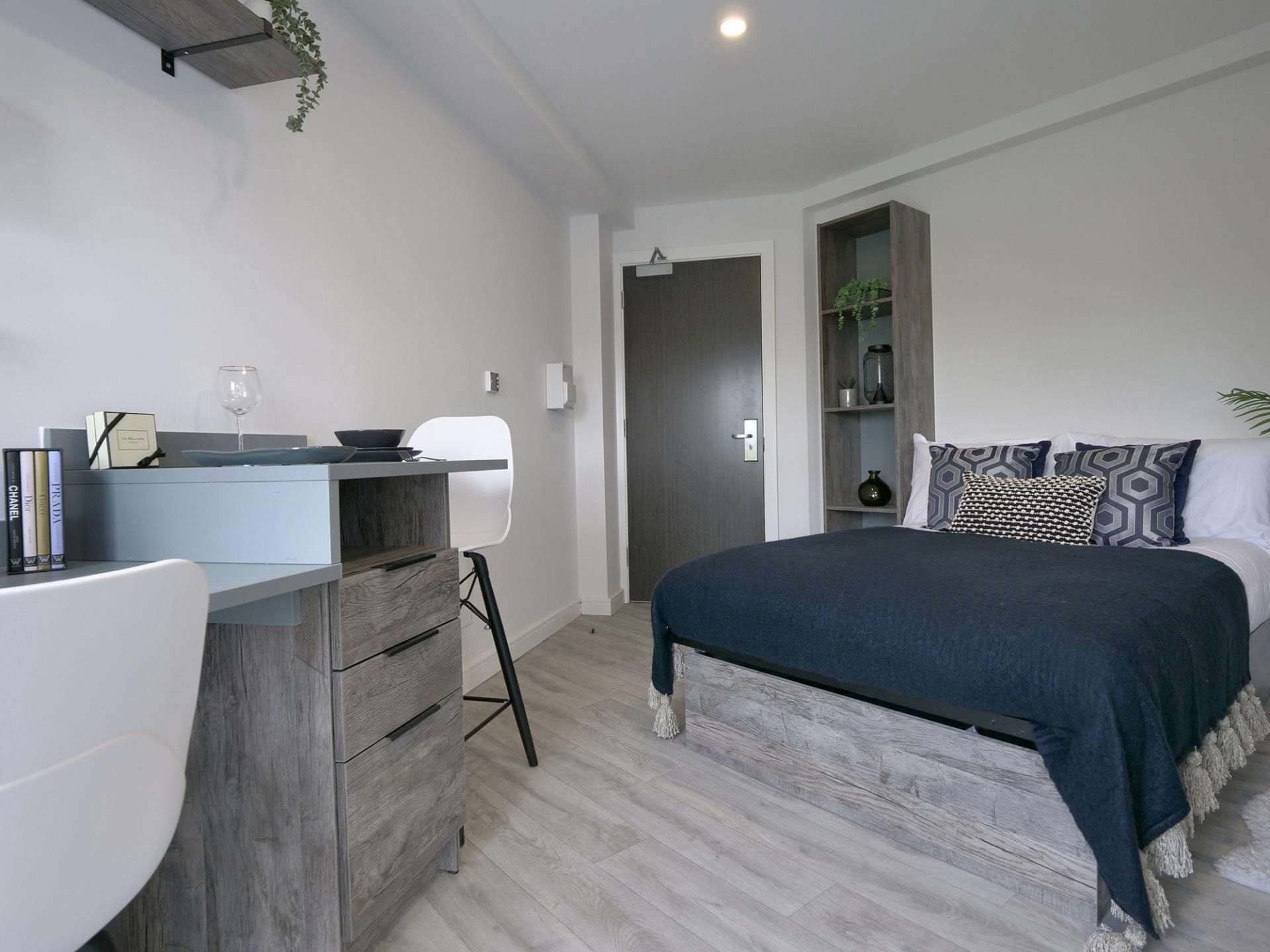 Platinum Studio Room